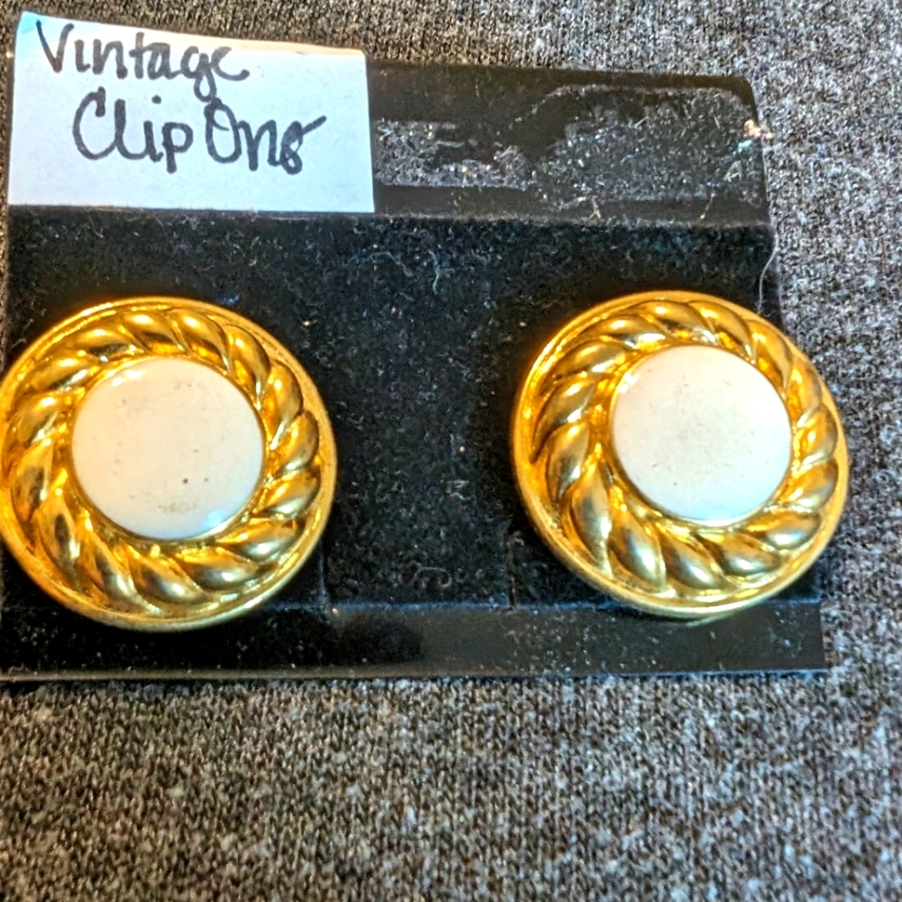 Vintage Anne Klein Clip on Earrings